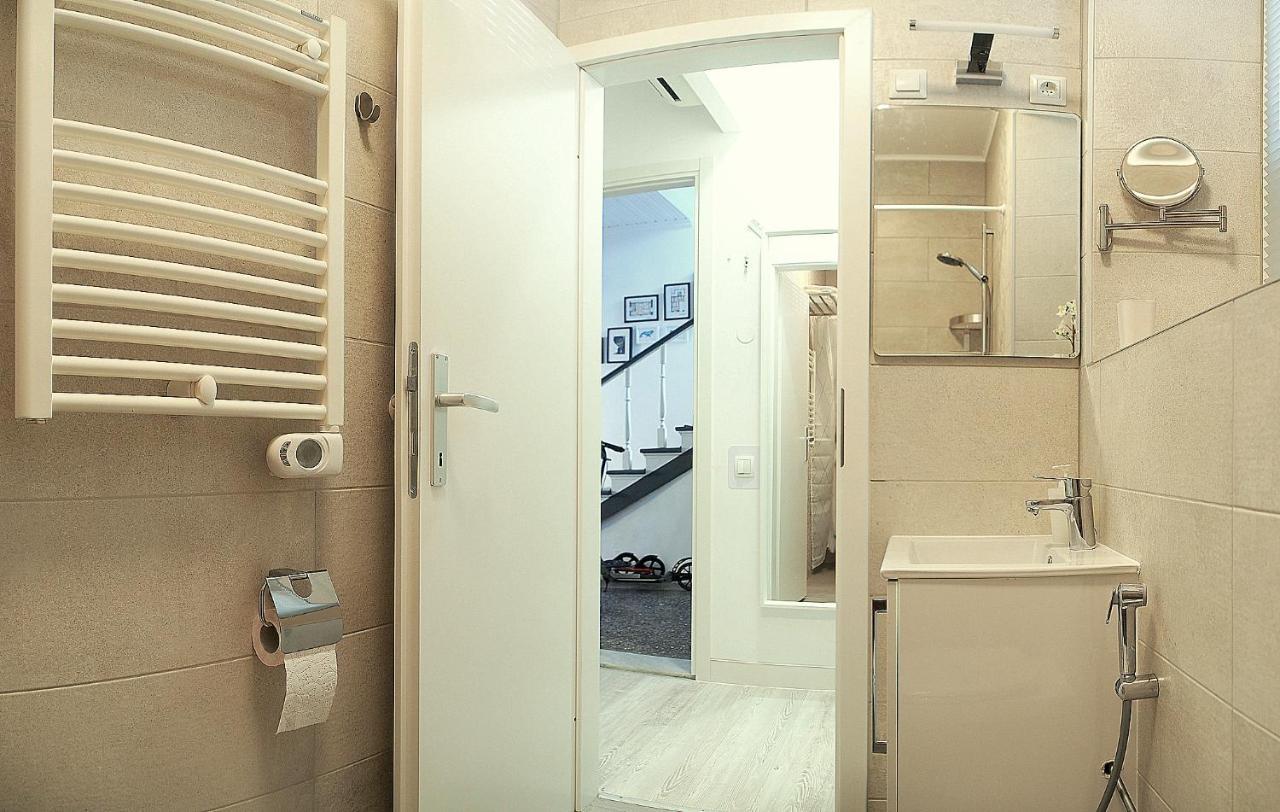 Apartmaji Diversorio Izola Esterno foto