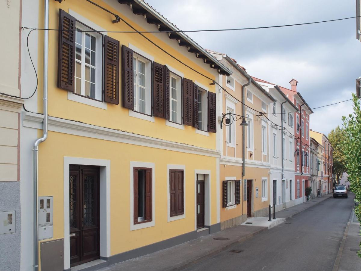 Apartmaji Diversorio Izola Esterno foto